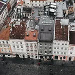 Apartment Peaceful On Rynok Square