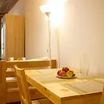 Peaceful On Rynok Square Apartment Lviv