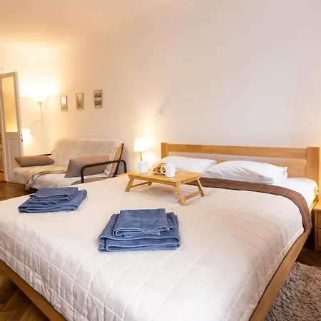 Peaceful On Rynok Square