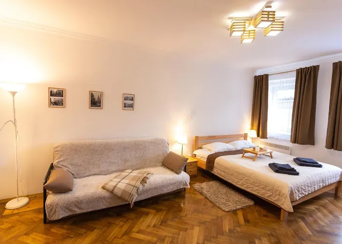 Peaceful On Rynok Square *