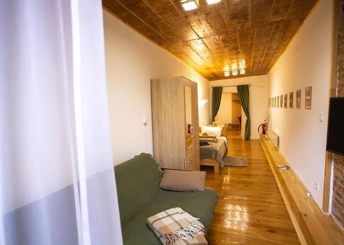 Peaceful On Rynok Square Apartment Lviv