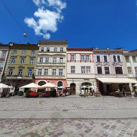 Διαμέρισμα Peaceful On Rynok Square